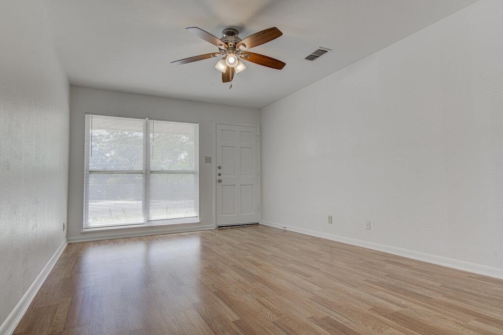 8406 Burrell Dr - Photo 2
