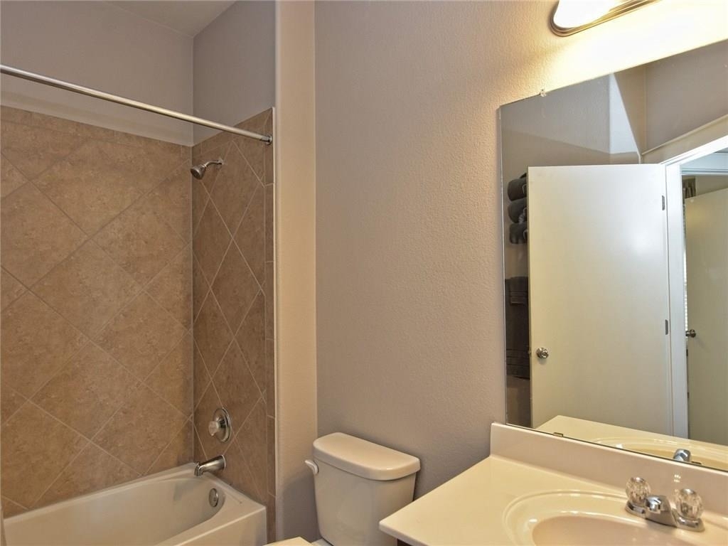 2001 Faro Dr - Photo 6