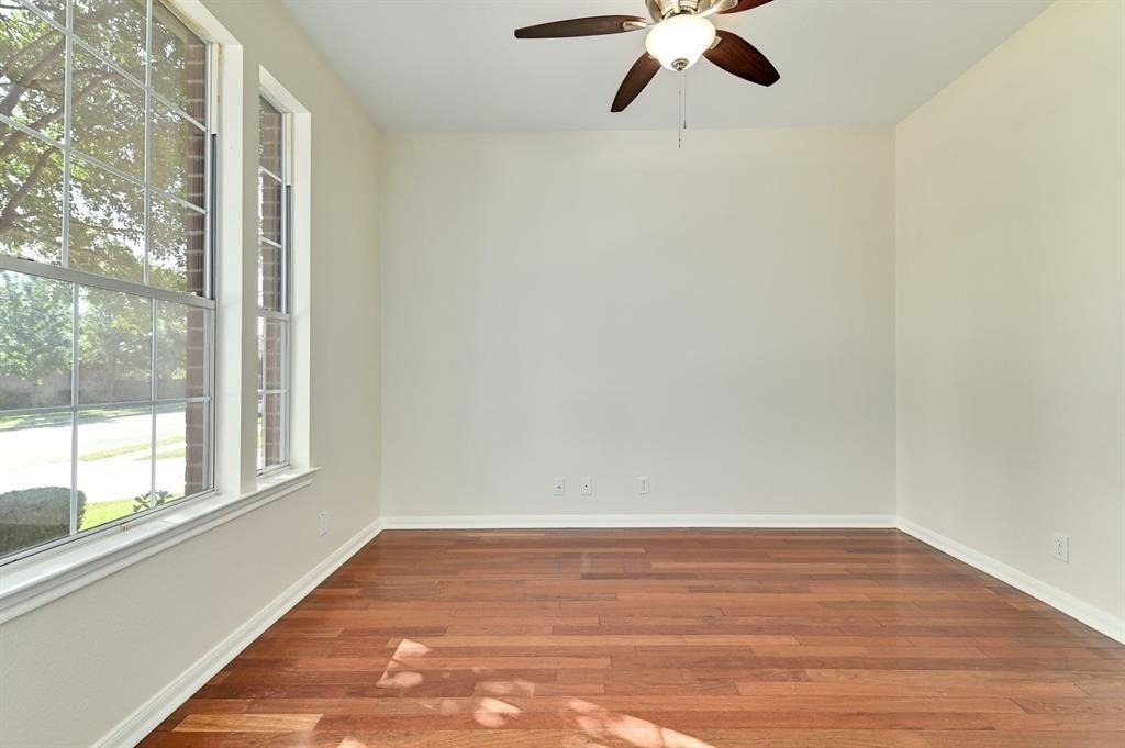 20308 Farm Pond Ln - Photo 11
