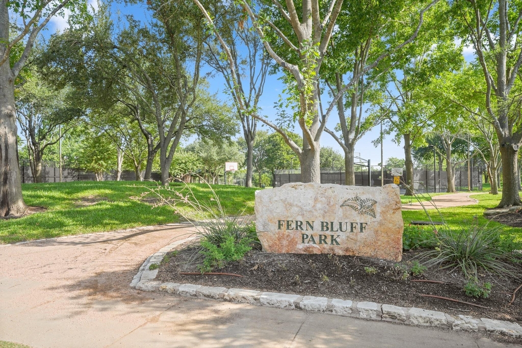 17841 Park Valley Dr - Photo 20