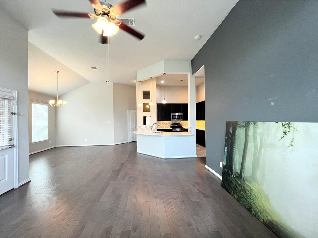 613 Palmilla St - Photo 6
