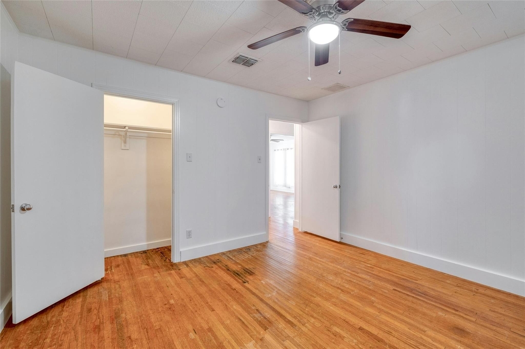 511 Sloan St - Photo 11