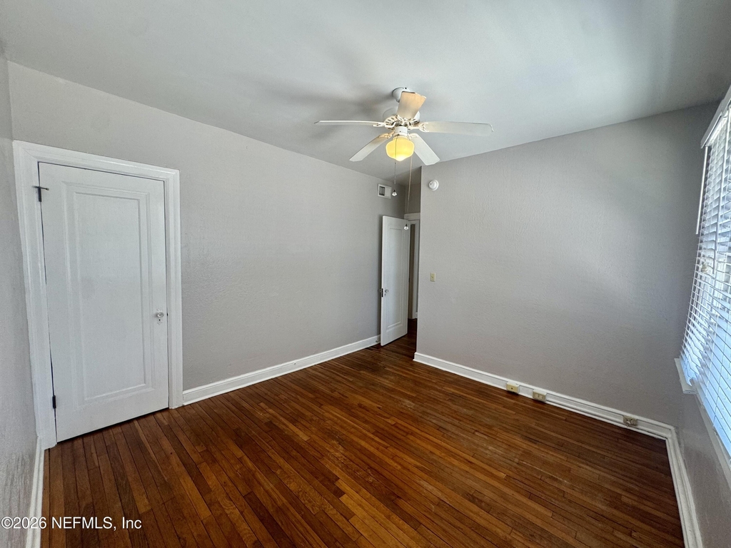 2504 Park Street - Photo 9