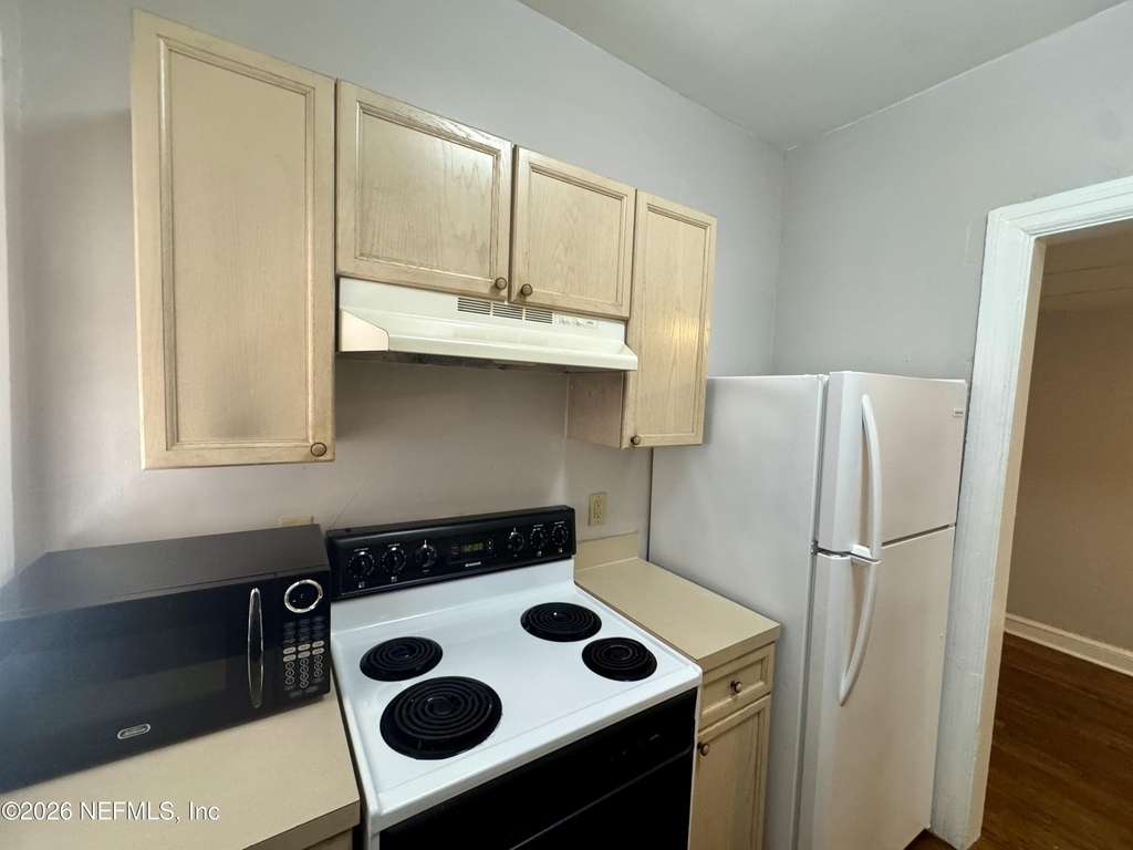 2504 Park Street - Photo 6