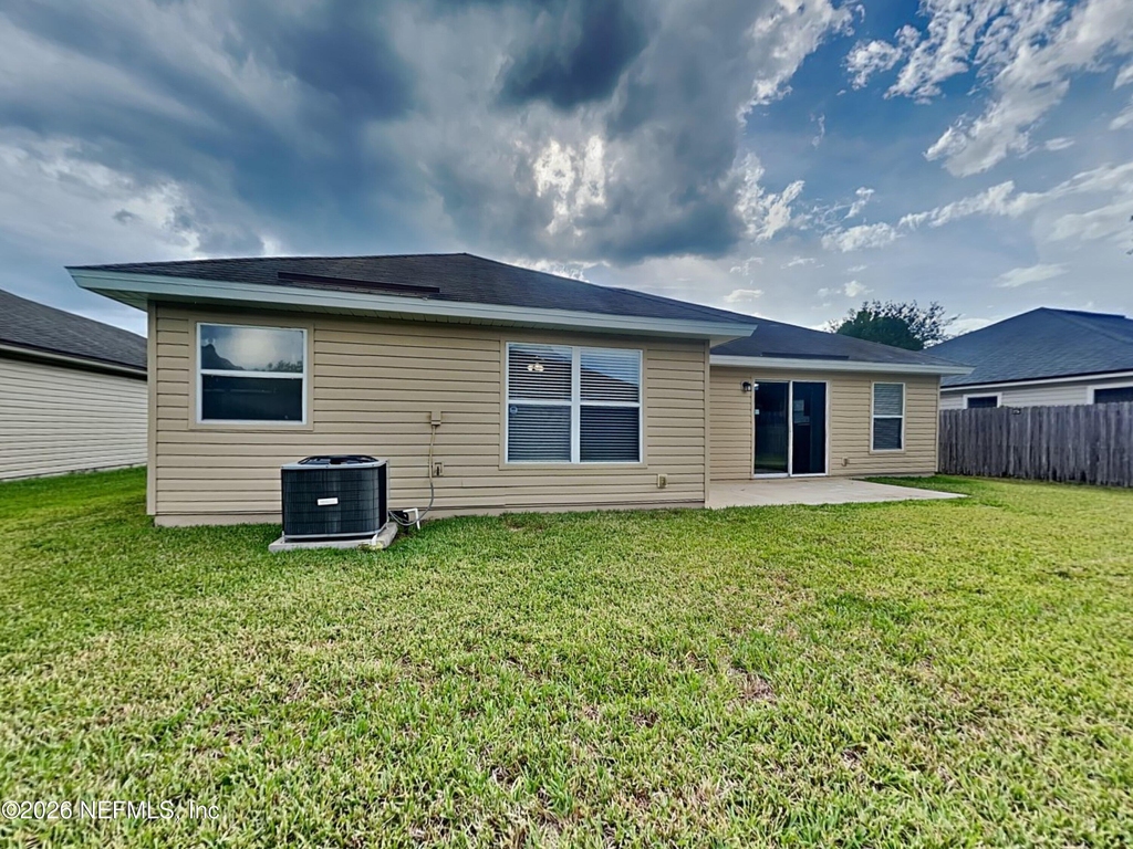 6463 Silk Leaf Lane - Photo 18