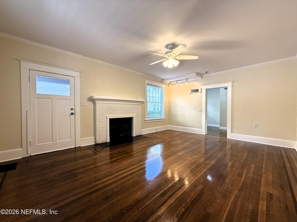 2330 Park Street - Photo 3