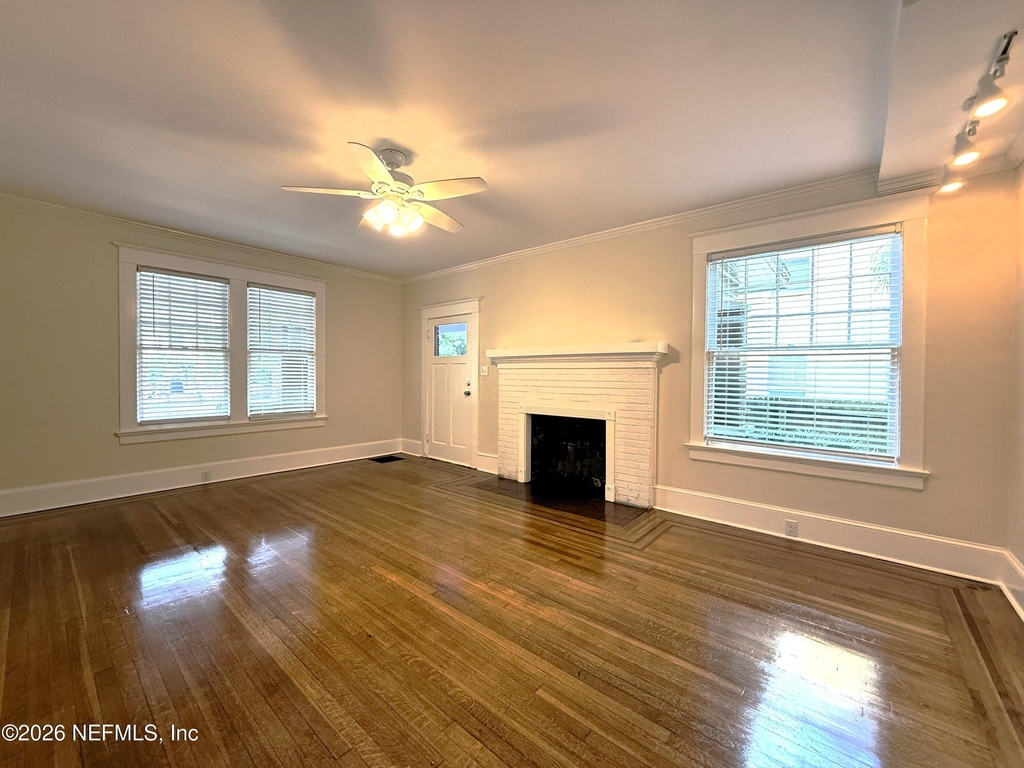 2330 Park Street - Photo 4