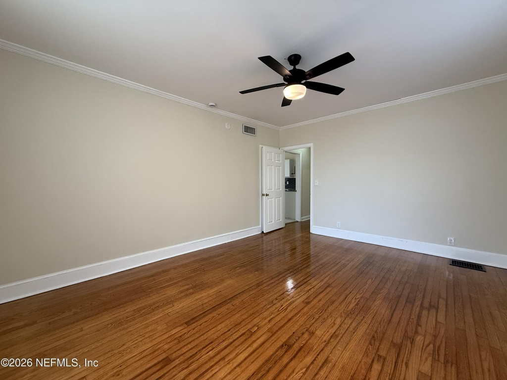 2330 Park Street - Photo 9