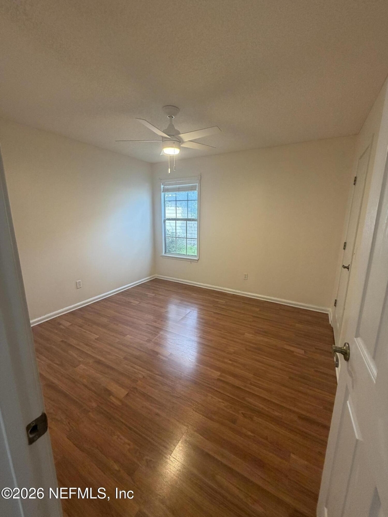 1523 Blue Heron Court - Photo 11