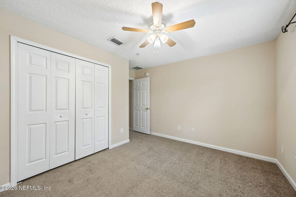 7055 Deer Lodge Circle - Photo 18