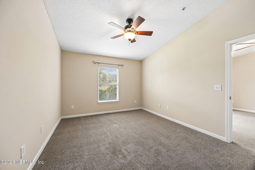 7055 Deer Lodge Circle - Photo 12