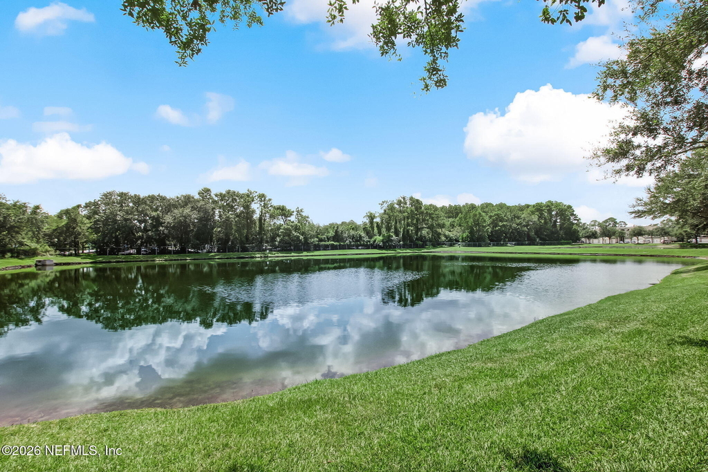 7055 Deer Lodge Circle - Photo 27