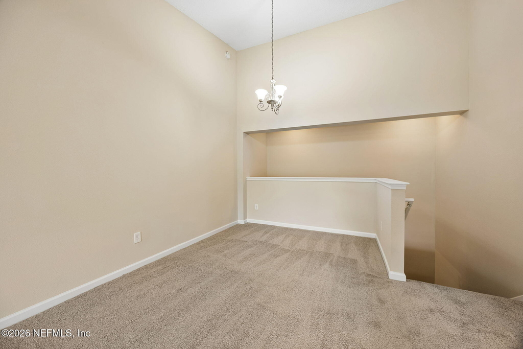 7055 Deer Lodge Circle - Photo 8