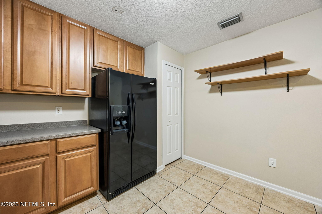7055 Deer Lodge Circle - Photo 7