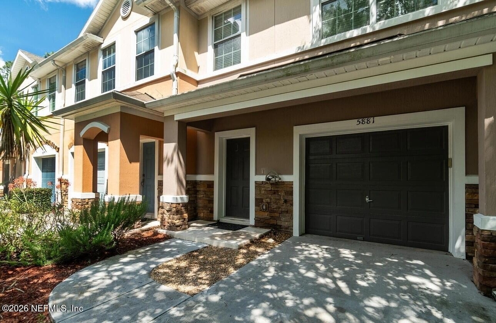 5881 Moonstone Court - Photo 16