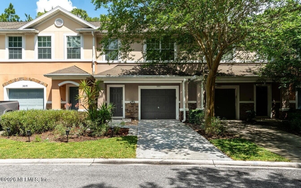 5881 Moonstone Court - Photo 0