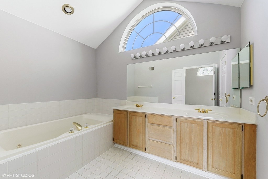 1908 N Evergreen Avenue - Photo 8
