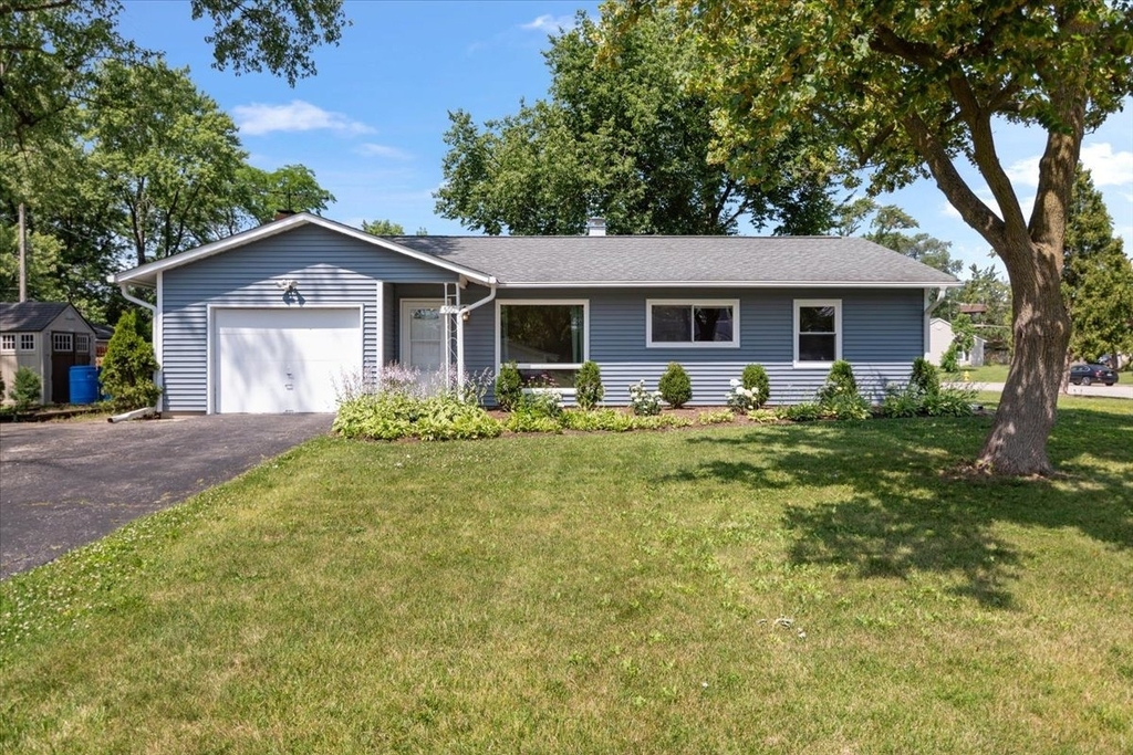 500 Cherry Circle - Photo 0