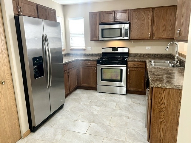2213 Carpenter Avenue - Photo 8