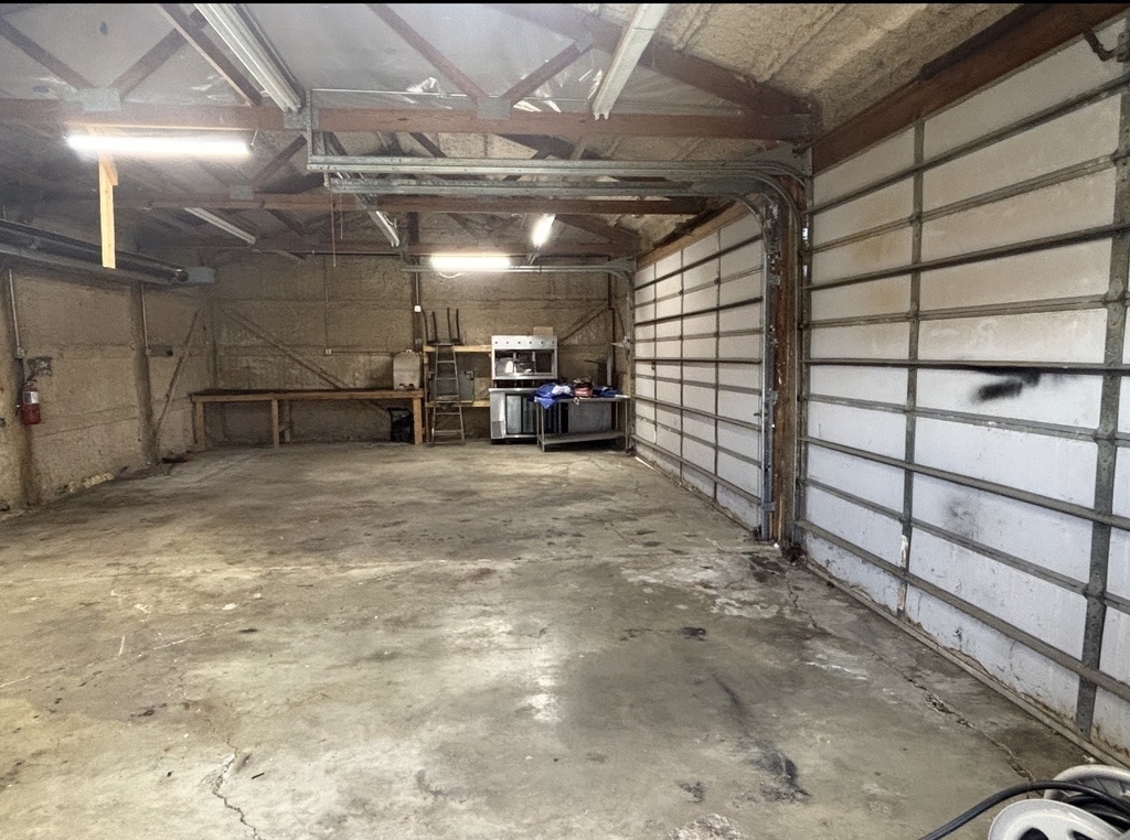 15428 W 147th Street - Photo 29