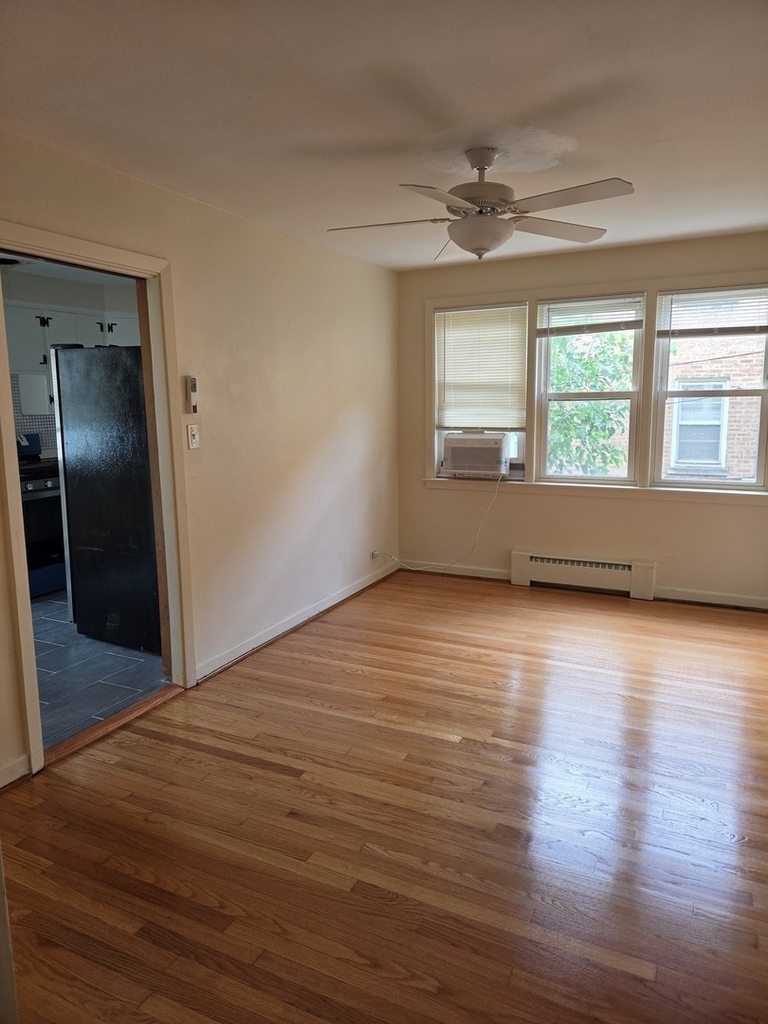 9007 La Crosse Avenue - Photo 3