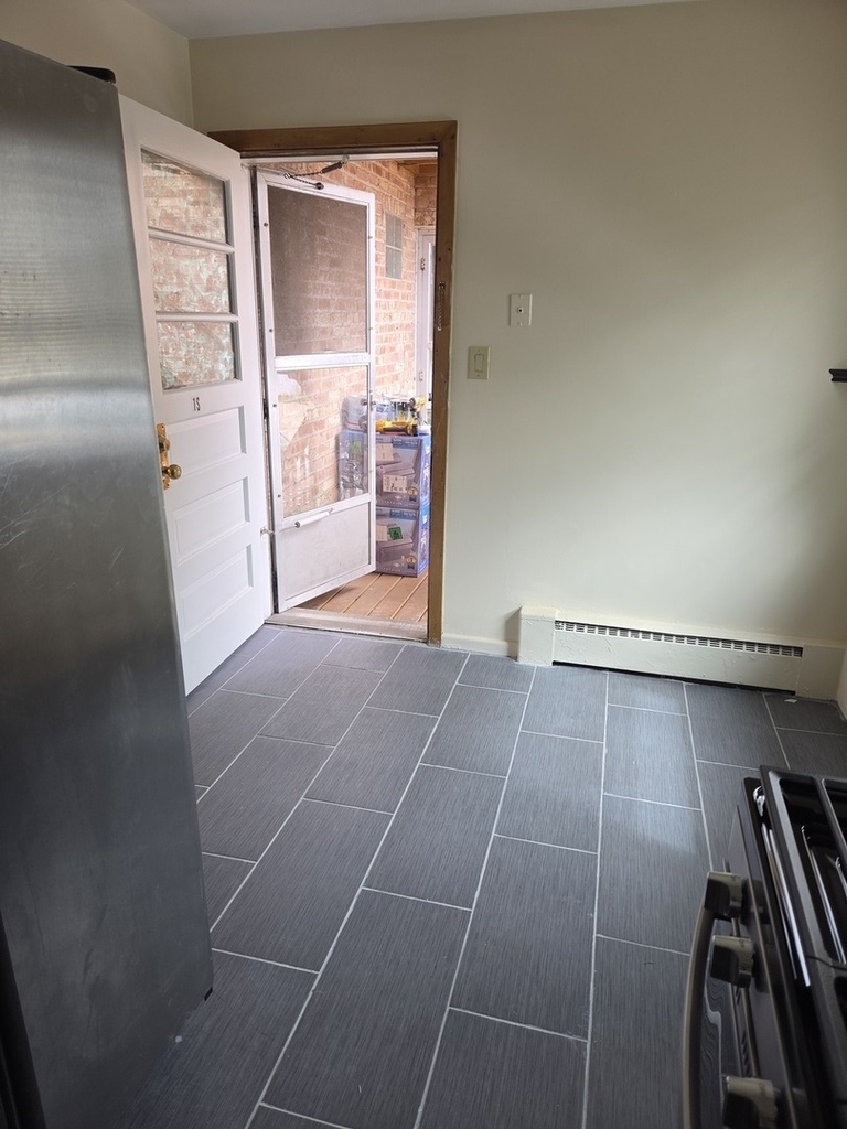 9007 La Crosse Avenue - Photo 2