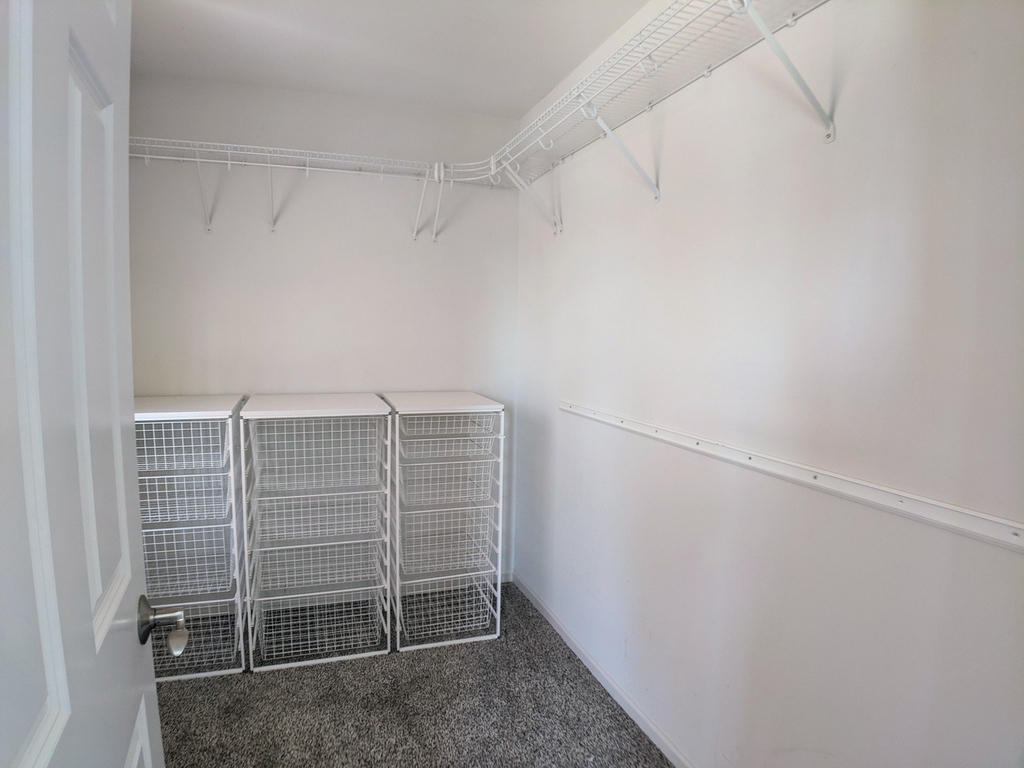 385 Bradbury Lane - Photo 13