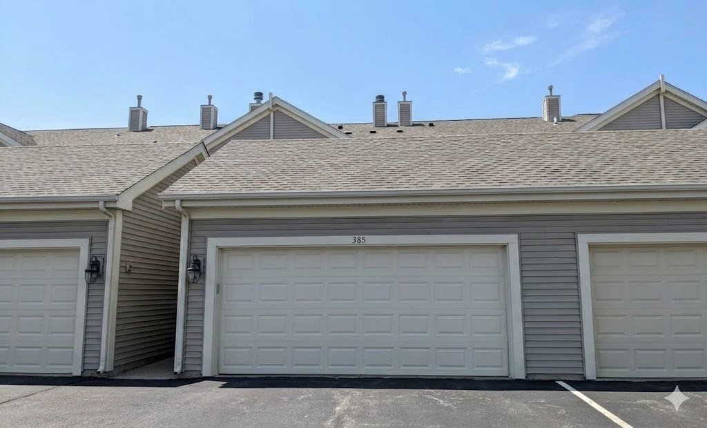 385 Bradbury Lane - Photo 1