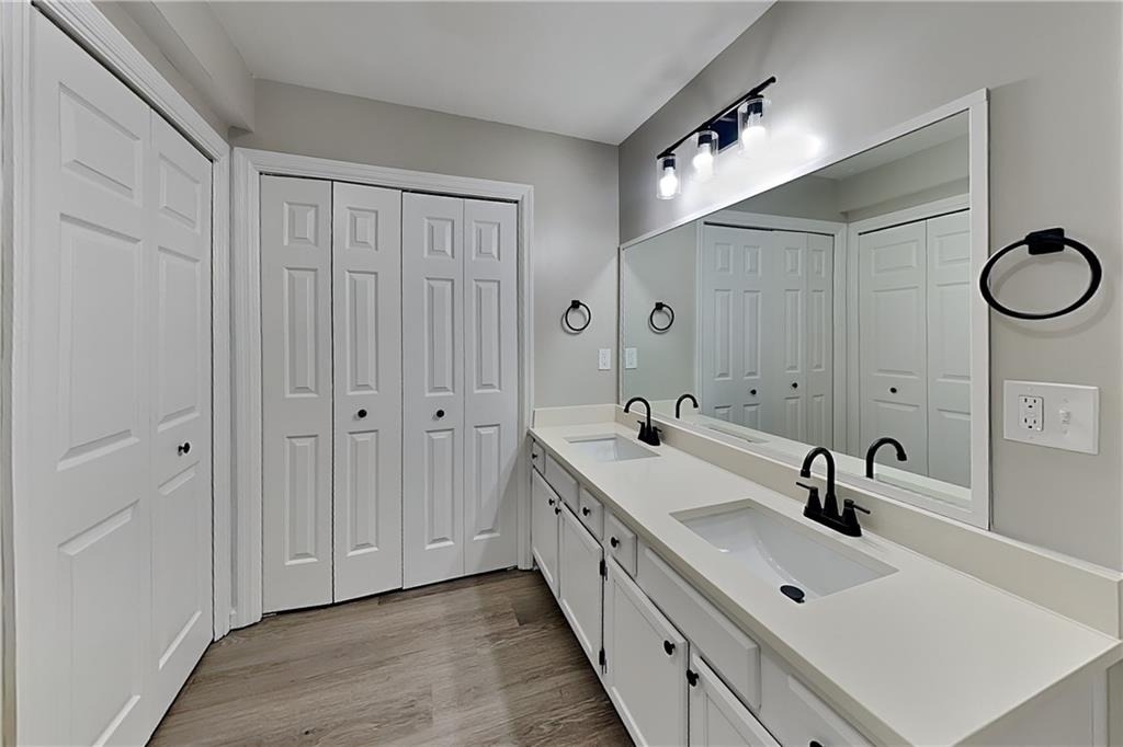 4241 Glenforest Way Ne - Photo 10