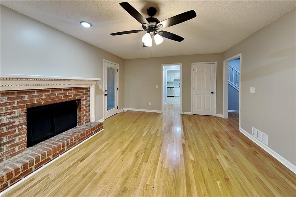 4241 Glenforest Way Ne - Photo 1