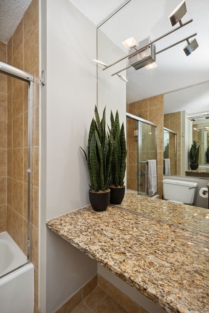 30 E Huron Street - Photo 28