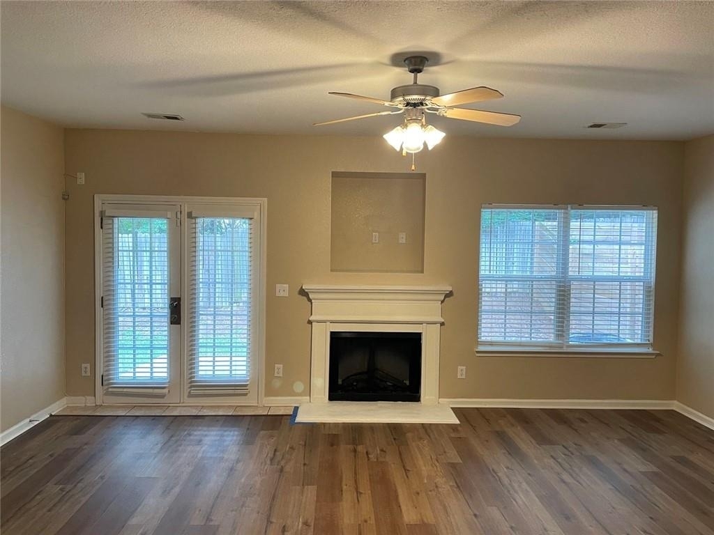 5092 Windsor Forrest Lane - Photo 4
