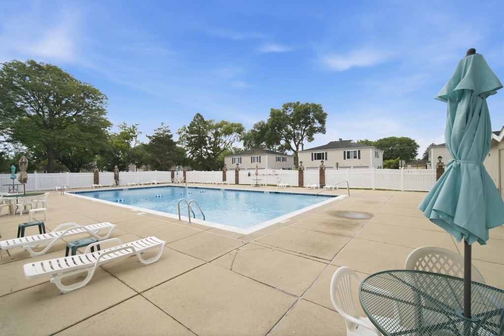 1306 Cove Drive - Photo 12