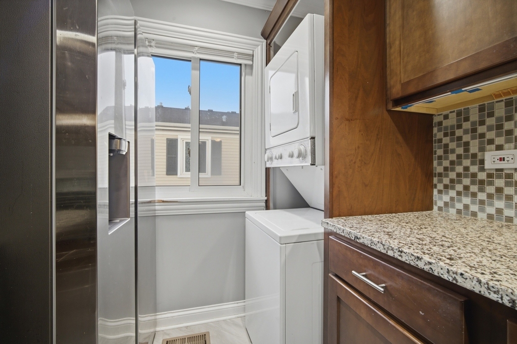 1306 Cove Drive - Photo 6