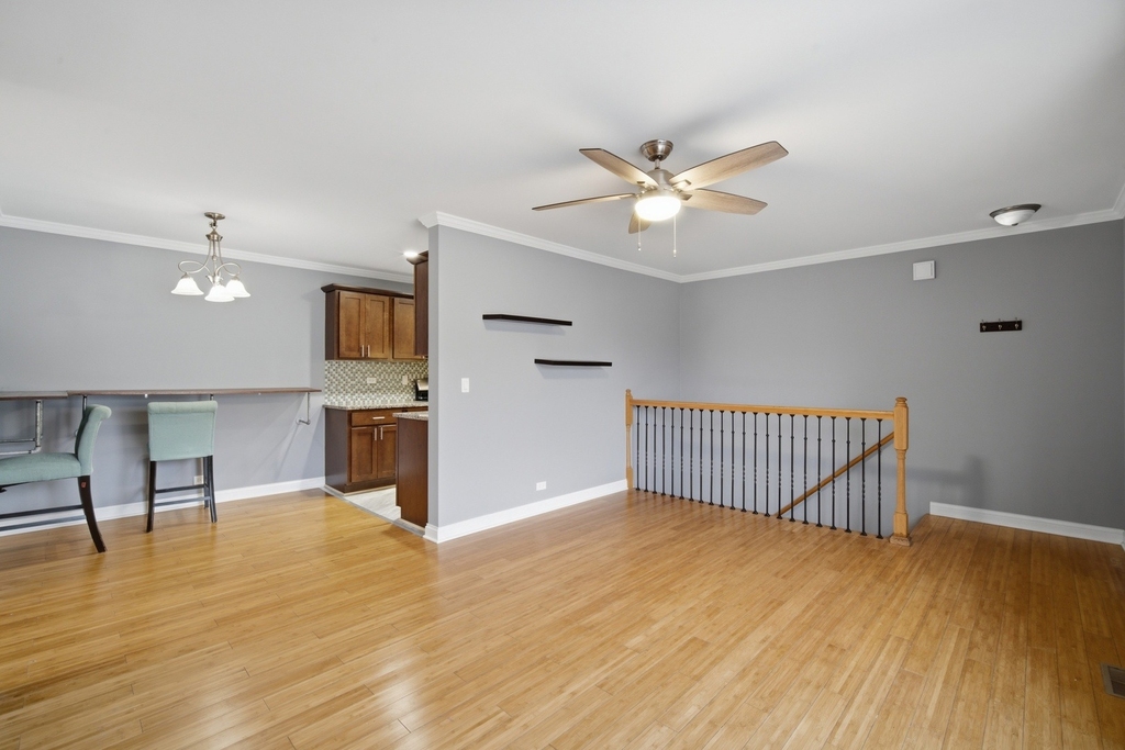 1306 Cove Drive - Photo 2