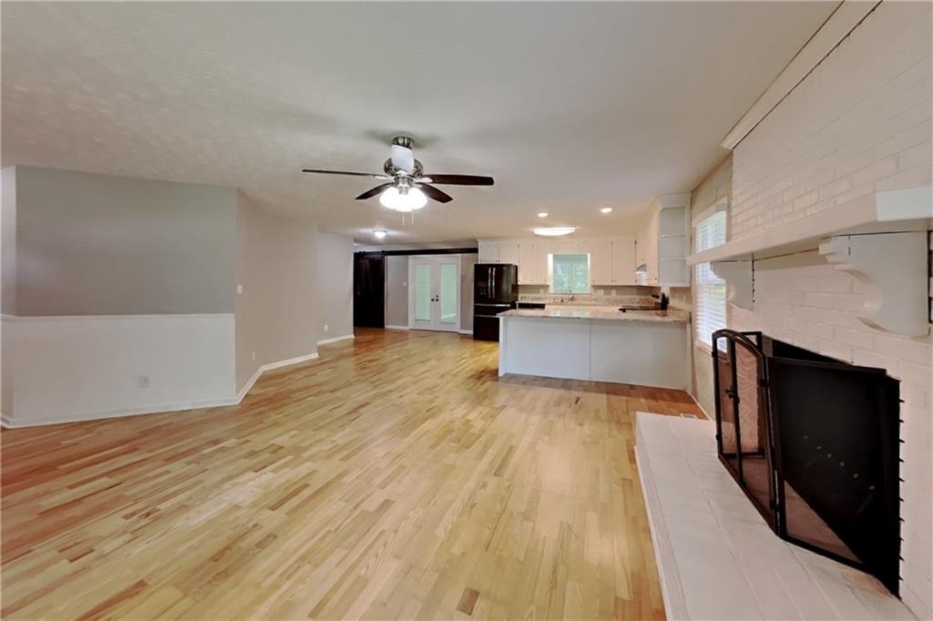 2330 Hinton Road - Photo 2