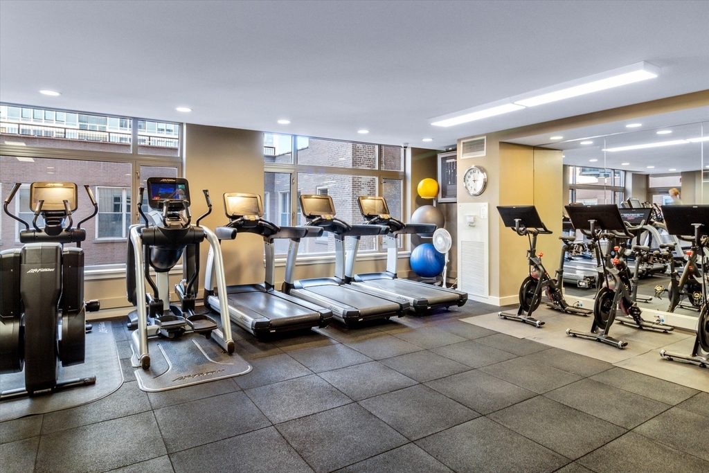 530 N Lake Shore Drive - Photo 3