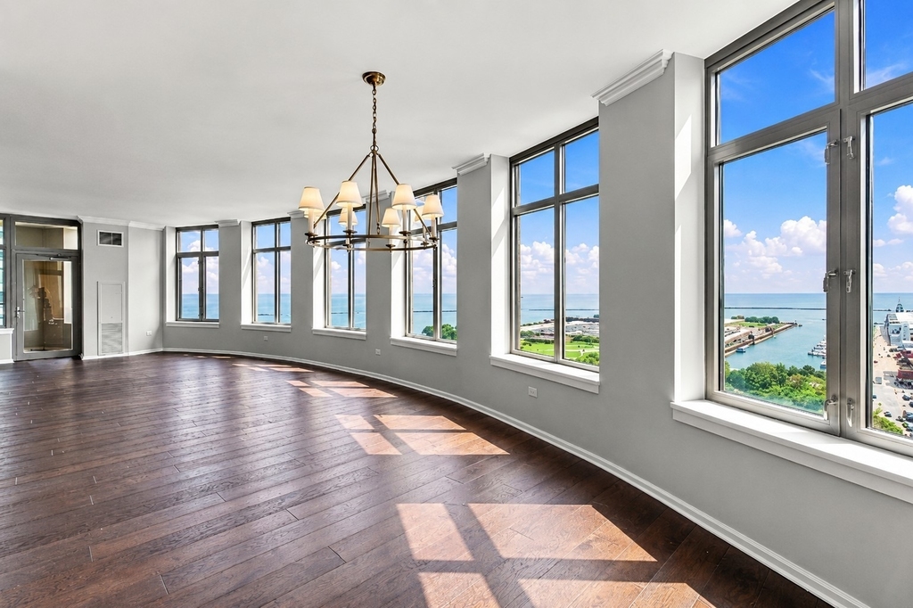 530 N Lake Shore Drive - Photo 12