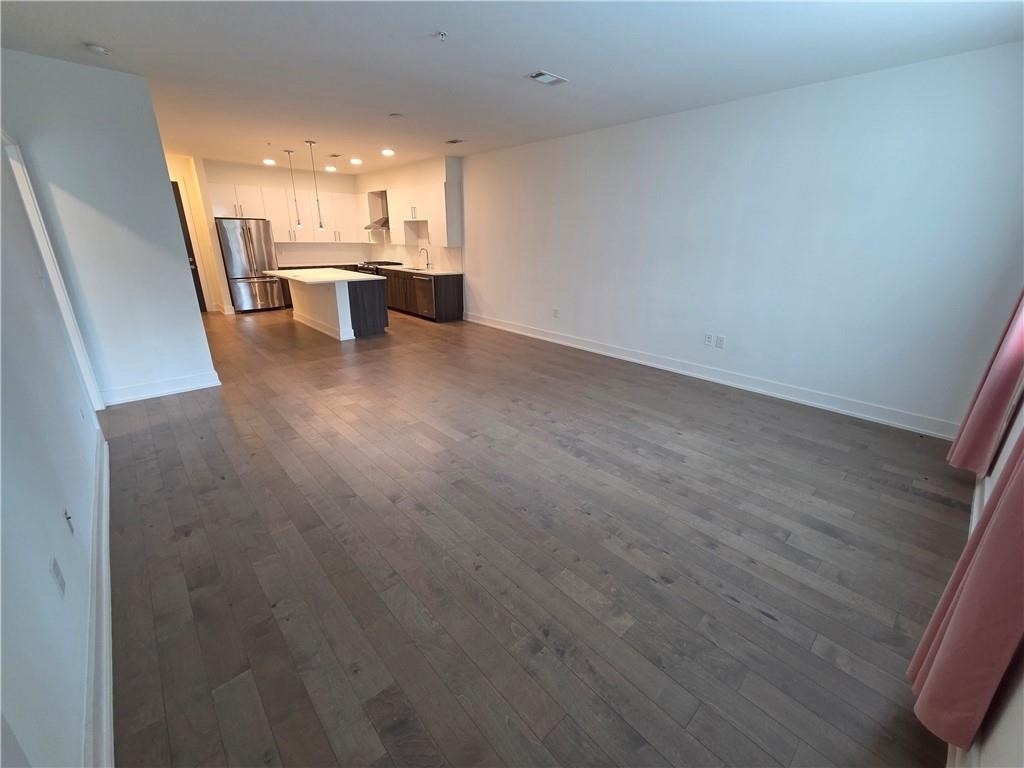 775 Juniper Street Ne - Photo 4