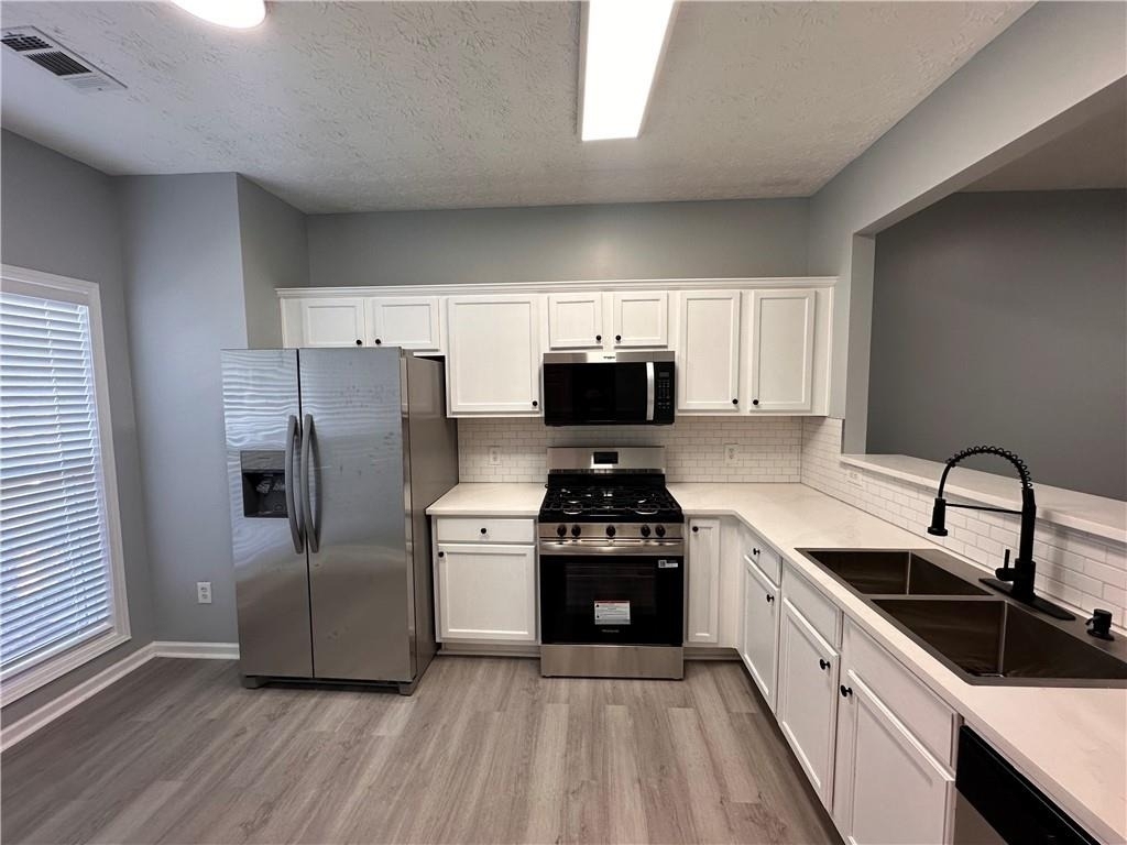 2025 Austin Park Circle - Photo 6