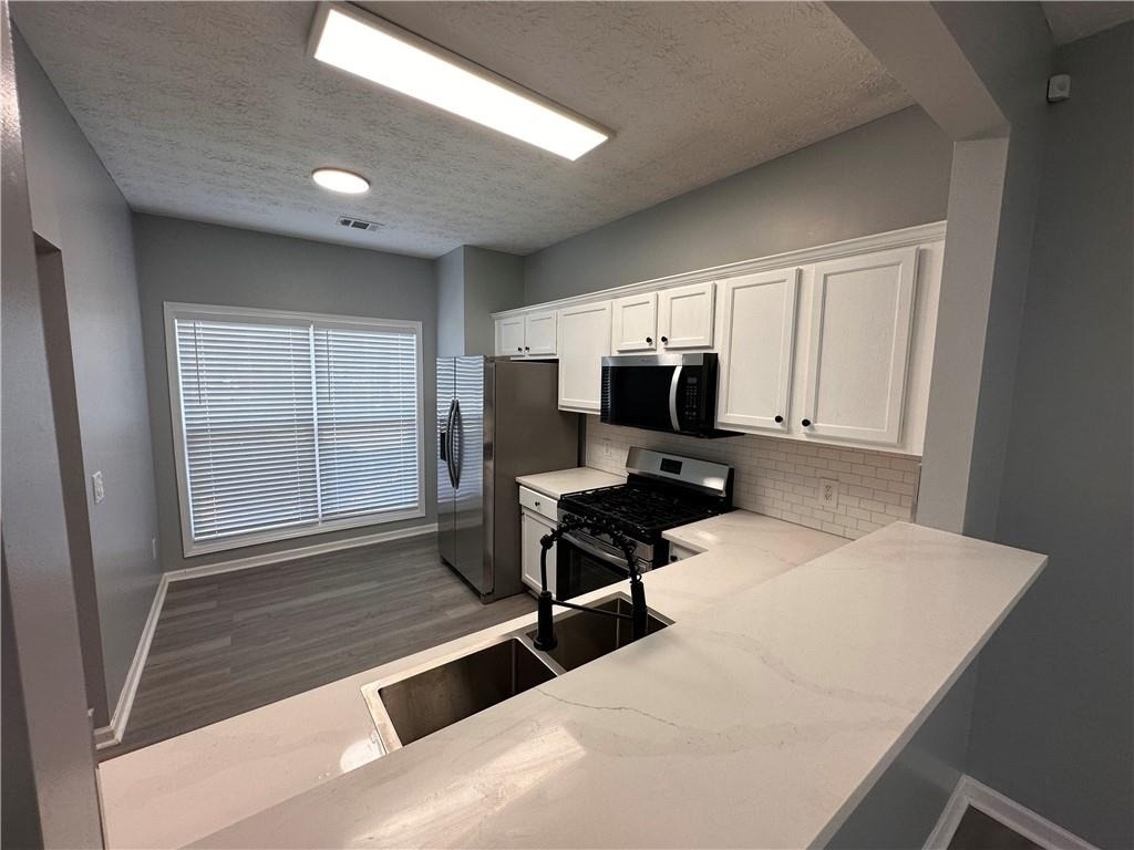 2025 Austin Park Circle - Photo 11