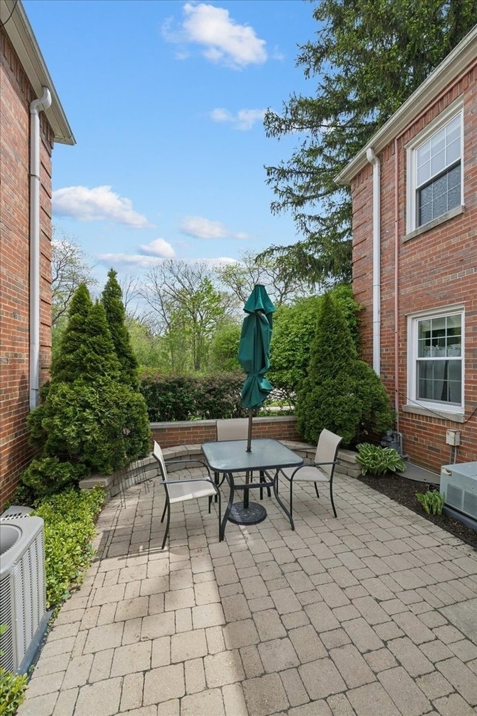 310 Jackson Avenue - Photo 22