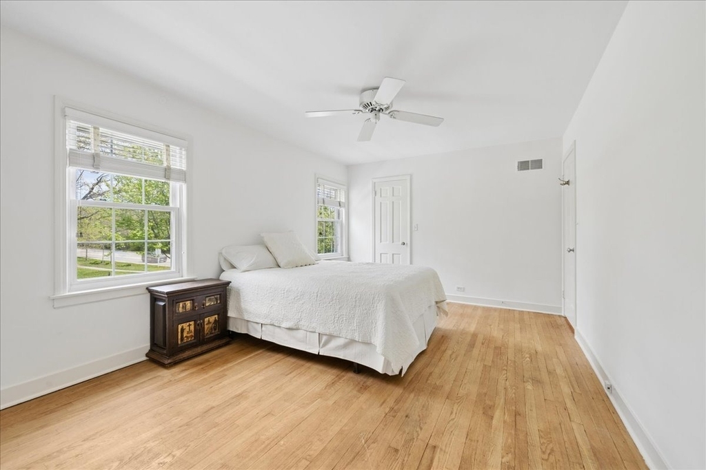 310 Jackson Avenue - Photo 11