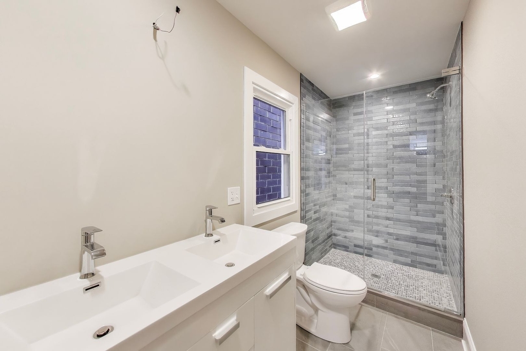 1429 W Grand Avenue - Photo 16