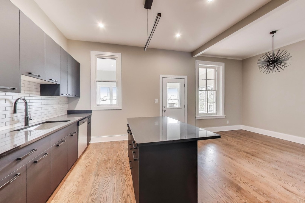 1429 W Grand Avenue - Photo 8