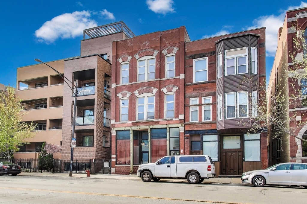 1429 W Grand Avenue - Photo 31