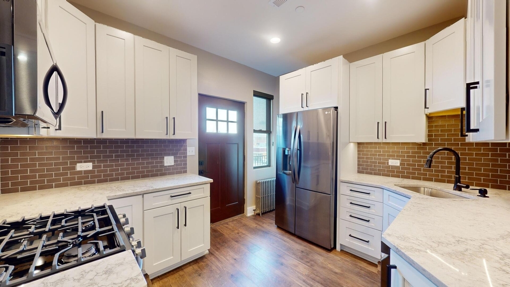 4941 Main Street - Photo 9