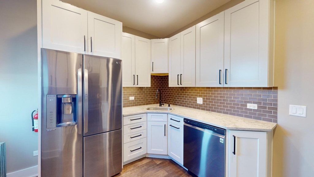 4941 Main Street - Photo 11