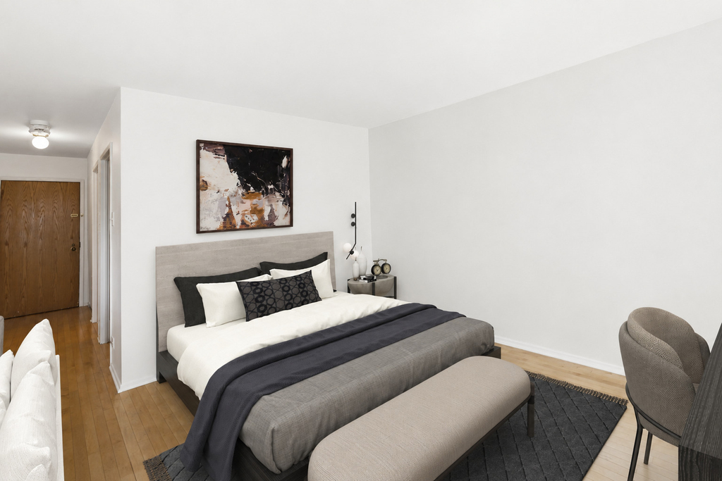 211 E Ohio Street - Photo 5