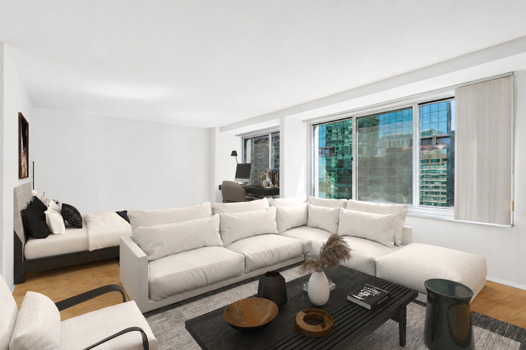 211 E Ohio Street - Photo 3